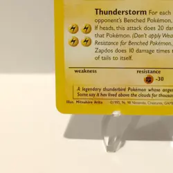 Zapdos 30/62 Rare Fossil Set Non Holo Pokemon Card WOTC Vintage TCG 1999 - Image 4