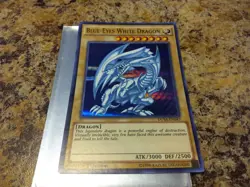 Yugioh! Blue-Eyes White Dragon DUSA-EN043 Ultra Rare 1st Edition NM - Image 1