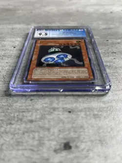 Yugioh Card 1st Ed. UFOroid Ultimate Rare CGC 9.5 Gem Mint, CRV-EN010 2005 (1) - Image 3