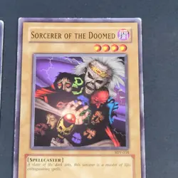 Yugioh TCG - 2x Sorcerer of the Doomed - SDY-038 - LP/MP - Vintage - Common 2002 - Image 4