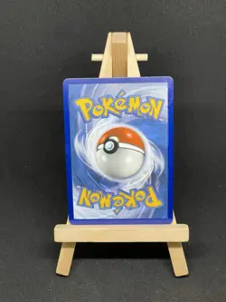 Pokemon Card Pikachu V 043/185 Vivid Voltage Half Art Near Mint - Image 2