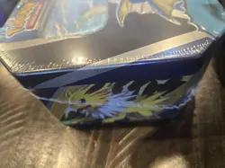 Pokemon TCG Vaporeon V Eevee Evolutions Collector's Tin - 4 Packs + 1 Promo Card - Image 5