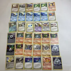 Pokemon Vintage 35 Card Mixed Lot Common Uncommon NM/LP 2003-2006 EX Series - Image 1