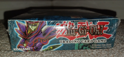 Yugioh Legend of Blue Eyes White Dragon Booster Box Sealed - Image 5