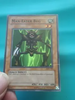 Yugioh Card - Man-Eater Bug Super Rare Unlimited Ed. LOB-108 MP - Image 1