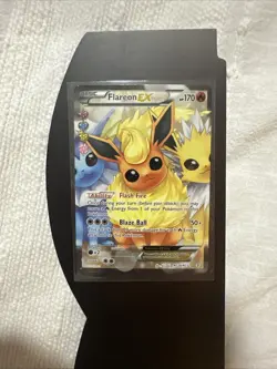 Flareon EX (Full Art) RC28/RC32 Generations: Radiant Collection Holo Pokemon - Image 1