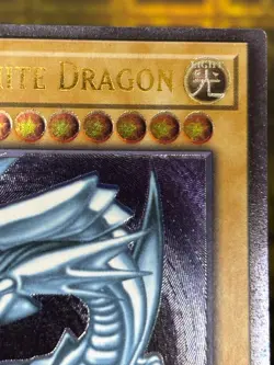 Yugioh Blue-Eyes White Dragon OP28-EN001 Ultimate Rare Blue Glossy OTS Tounament - Image 3