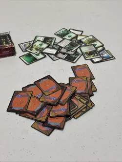 World's Smallest Magic the Gathering Vraska 60 Card Duel Deck *COMPLETE* 2019 - Image 1