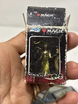 World's Smallest Magic the Gathering Vraska 60 Card Duel Deck *COMPLETE* 2019 - Image 4