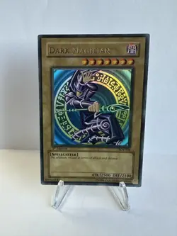 Yugioh Dark Magician SDY-006 Ultra Rare 1st Edition NM - Image 1