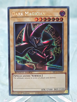 Yugioh Dark Magician (G) SBC1-ENG01 Secret Rare Streets of Battle City - NM - Image 1
