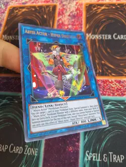 Yugioh Abyss Actor - Hyper Director DUOV-EN022 Ultra Rare 1st Edition Near Mint - Image 2