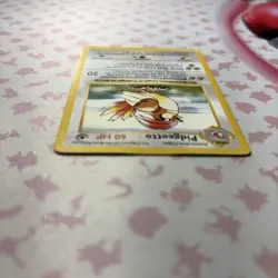 Pidgeotto 22/102 Base Set Shadowless Rare Pokemon - ModeratePlay - Free Shipping - Image 3