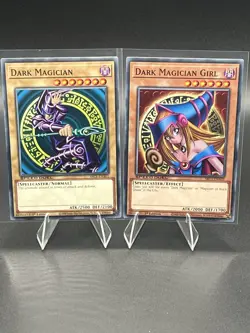 YUGIOH TCG: DARK MAGICIAN + DARK MAGICIAN GIRL - 2 CARD SET 1ST EDITION SD - Image 1