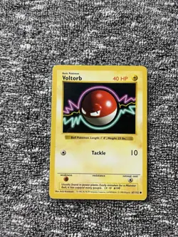 Base Set Shadowless Pokemon card # 67/102 Nm Wizards of the Coast 1999 - Image 1