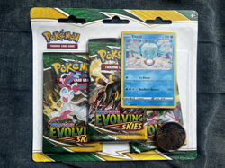 Pokemon TCG Sword & Shield Evolving Skies 3 Pack Blister + Eiscue Promo Card A - Image 1