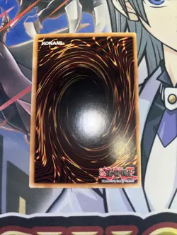 Blue-Eyes White Dragon RP01-EN001 Ultra Rare Light Play+ Yugioh - Image 2