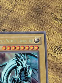 Yugioh Blue Eyes White Dragon LOB-001 Ultra Rare VLP Original - Image 3