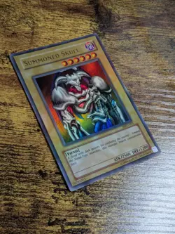 Yugioh Summoned Skull MRD-003 Ultra Rare NM - Image 2