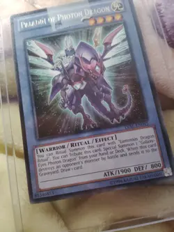 1ST EDITION PALADIN OF PHOTON DRAGON 1996 LVAL-EN045 YUGIOH CARD (LP/MP) - Image 3