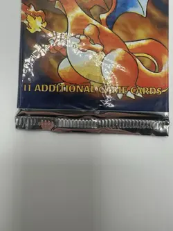 Charizard 1999 Pokemon Base Set Booster Pack 21.17g FACTORY SEALED 742818061582 - Image 4