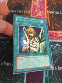 Yugioh Graceful Charity DB2-EN095 Rare Unlimited Near Mint - Image 2