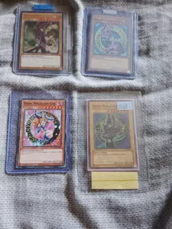 yugioh cards Dark magician lot - Image 4