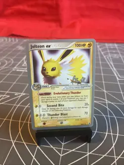 2006 Pokemon World Championships Jolteon ex 109/113 Card NM - Image 1