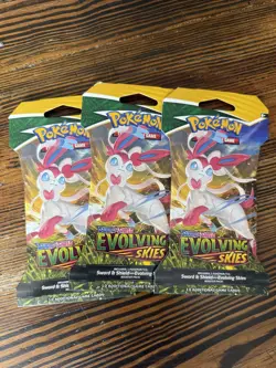 Pokemon Sword & Shield: Evolving Skies - Sleeved Booster Pack (Set Of 3) - Image 1