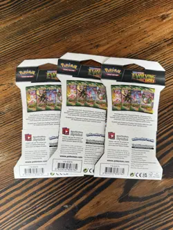 Pokemon Sword & Shield: Evolving Skies - Sleeved Booster Pack (Set Of 3) - Image 2