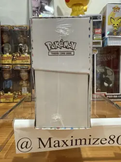 POKEMON SCARLET & VIOLET 151 POKEMON CENTER ELITE TRAINER BOX W/ MAGNETIC CASE - Image 5