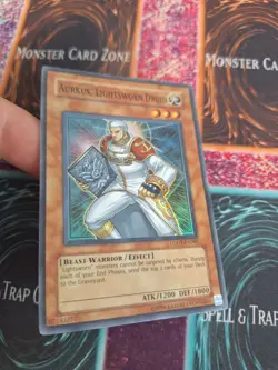 Yugioh Aurkus, Lightsworn Druid LODT-EN081 Super Rare OG Unlimited Near Mint - Image 2