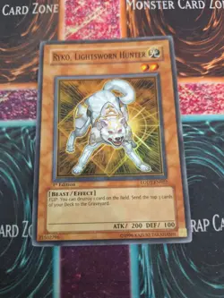 Yugioh Ryko, Lightsworn Hunter LODT-EN022 Super Rare 1st Edition MP - Image 1