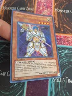 Yugioh Garoth, Lightsworn Warrior LCGX-EN246 Ultra Rare 1st Edition Near Mint - Image 2