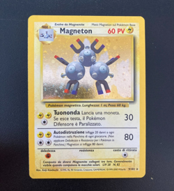 Pokemon Card Magneton Holo 9/102 Set Base ITA italiano good GD vintage - Image 1