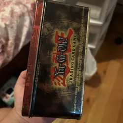 Yugioh TCG Yu-gi-oh and Dark Magician Collectors Tin - EMPTY NO CARDS , 2002 - Image 2