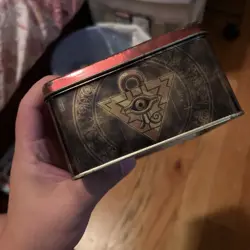 Yugioh TCG Yu-gi-oh and Dark Magician Collectors Tin - EMPTY NO CARDS , 2002 - Image 5