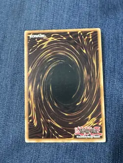 YuGiOh Red-Eyes B. Dragon SDJ-001 Joey Starter Deck 1996 - Image 2