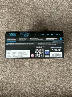 Pokemon TCG Black Bolt Elite Trainer Box ETB - SEALED & IN HAND - Image 4