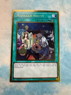 YUGIOH MISTAKEN ARREST GOLD RARE 1ST LP PGL3-EN089 - Image 1