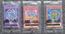 YuGiOh Hi-Chew 7-Eleven Promo Set Blue-Eyes White Dragon Dark Magician Girl 2025 - Image 1