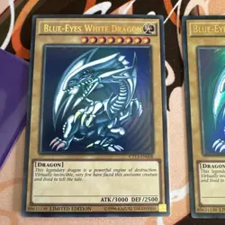 YuGiOh Blue-Eyes White Dragon Ultra Rare CT13-EN008 x 3 Playset - Image 2
