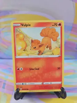 Pokemon TCG Fusion Strike Card | Vulpix 028/264 Common - Image 1