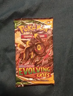 Pokemon TCG: Sword & Shield - Evolving Skies Single Booster Pack - Image 1