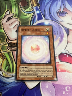 CONSECRATED LIGHT FRENCH COMMON ABPF-EN033 FR033 MODERATE PLAY YUGIOH - Image 1
