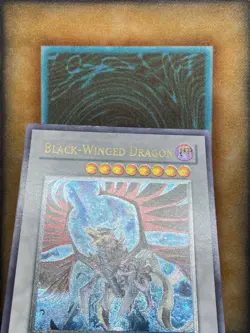 Yugioh Black-Winged Dragon TSHD-EN040 Ultimate Rare 1st Ed DAMAGED - Image 3