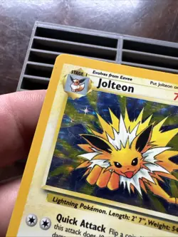 Jolteon 4/64 Holo Unlimited Jungle No Set Symbol Error Pokemon Card - Image 4