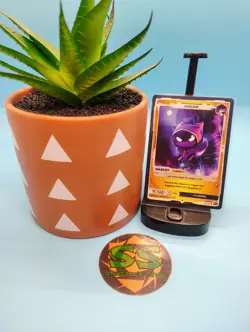 GamerSupps - VCARD Rising Stars - Guildie (Shoto) - Mascots Card - Image 1