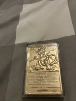 1999 Pokemon Mewtwo 23 Karat Gold Plated Special Edition Trading Card Collect - Image 1