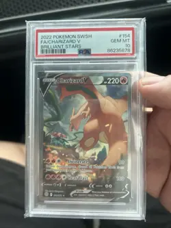 Charizard v Alternate Full Art Holo Card 154/172 PSA 10 Swsh09: Brilliant Stars - Image 1